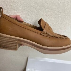 Crown Vintage Oxford camel shoes 7.5